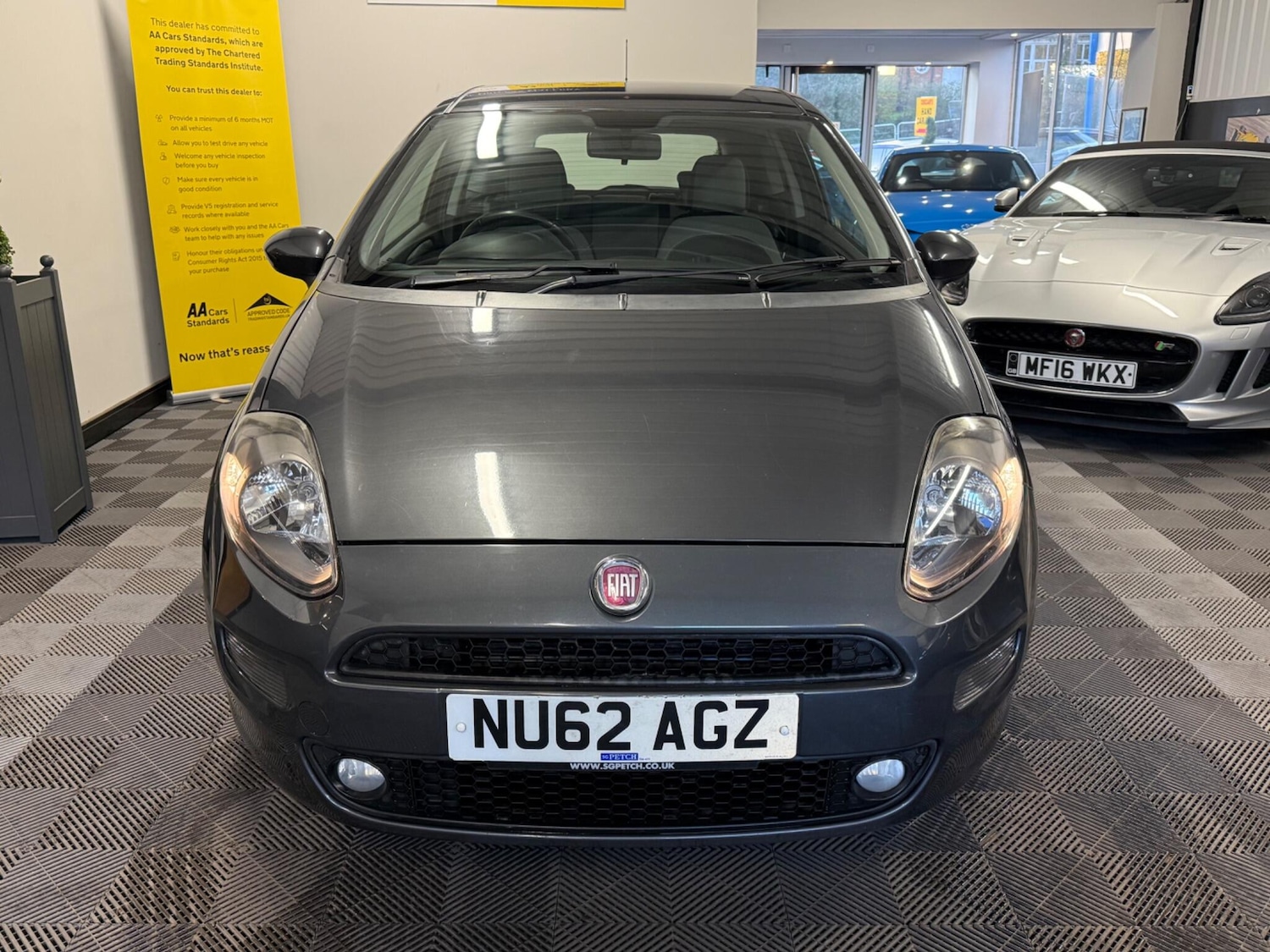 Used Fiat Punto 2012 for sale - 77130849: Photo 2
