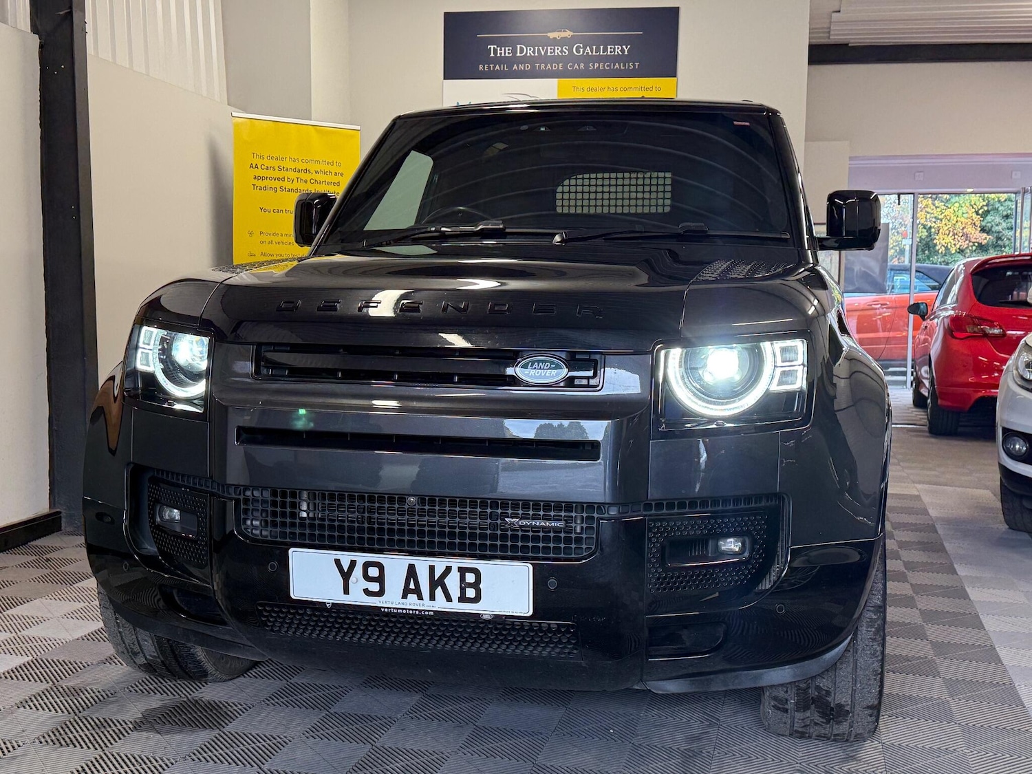 Used Land Rover Defender 2023 for sale - 77040465: Photo 17