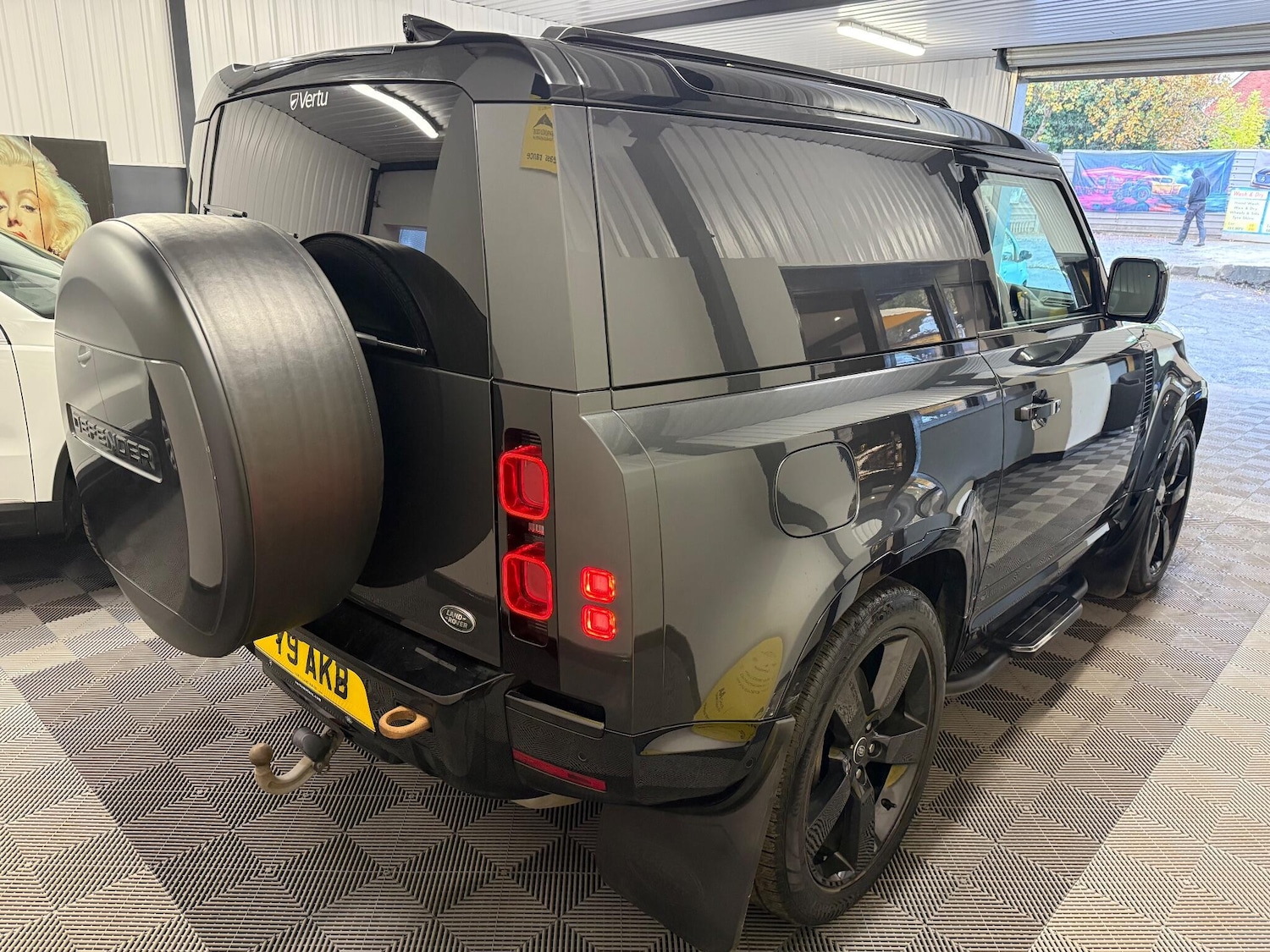 Used Land Rover Defender 2023 for sale - 77040465: Photo 31