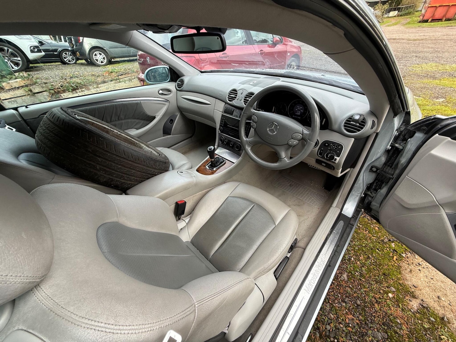 Used Mercedes-Benz CLK 2004 for sale - 76549428: Photo 4