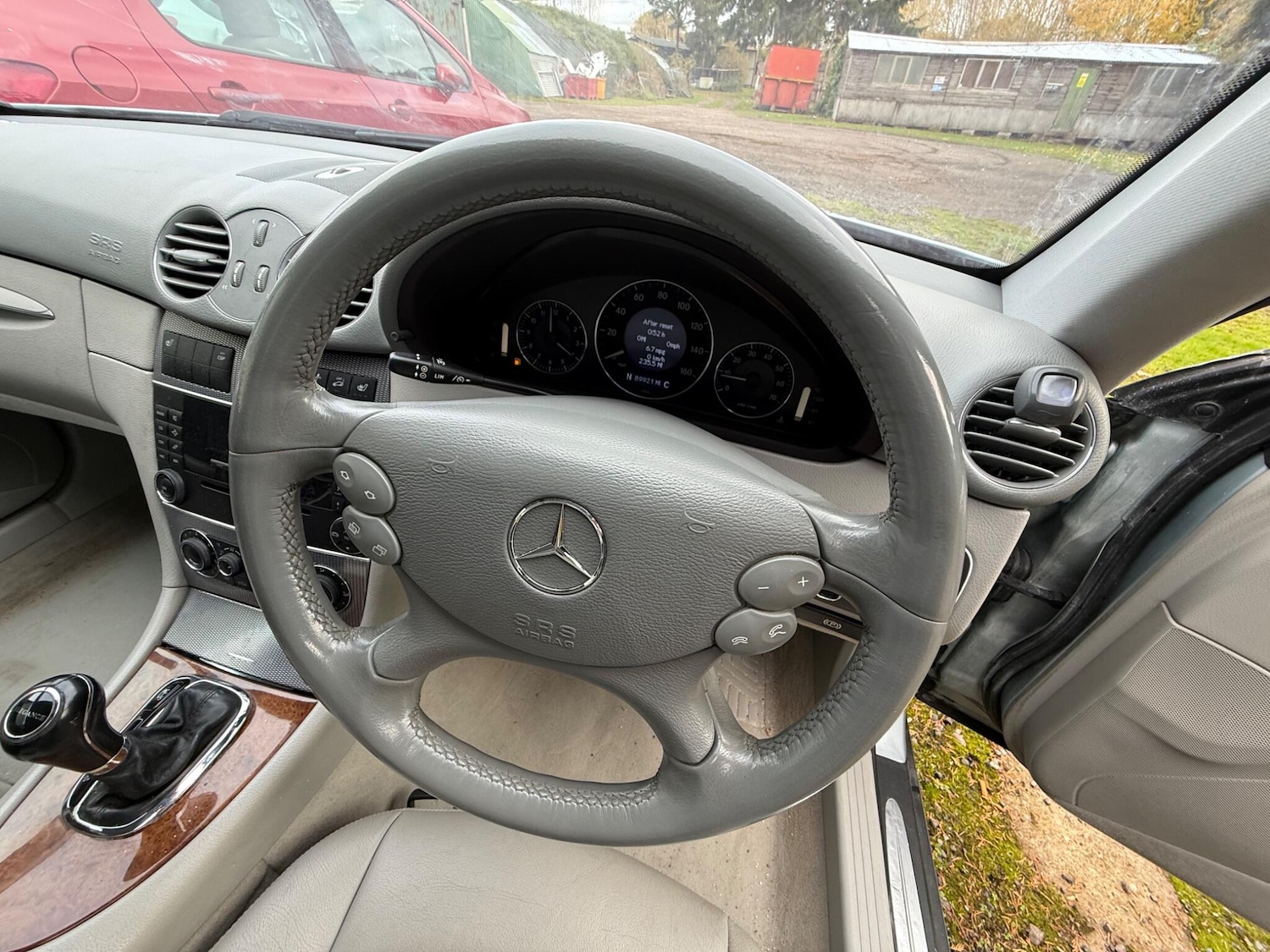 Used Mercedes-Benz CLK 2004 for sale - 76549428: Photo 6