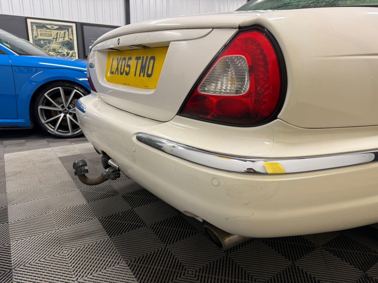 Used Jaguar XJ 2005 for sale - 76989688: Photo 12