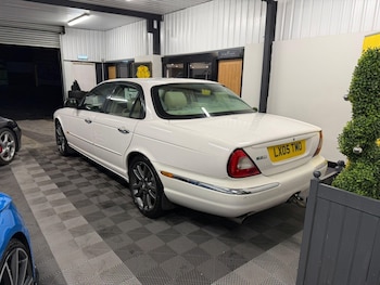 Used Jaguar XJ 2005 for sale - 76989688: Photo