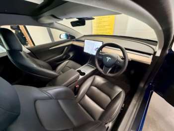 Used Tesla Model 3 2021 for sale - 74887803: Photo