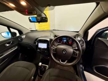 Used Renault Captur 2018 for sale - 74311151: Photo