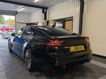 Used Kia Stinger 2018 for sale - 76666717: Photo