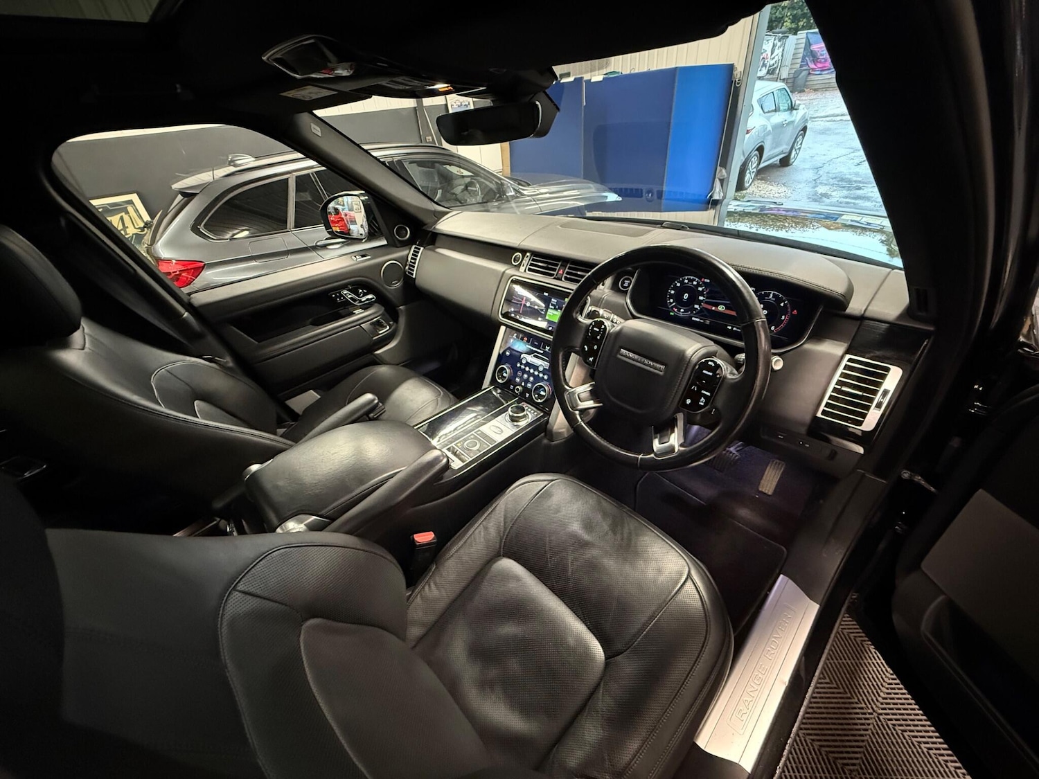 Used Land Rover Range Rover 2018 for sale - 76992033: Photo 18