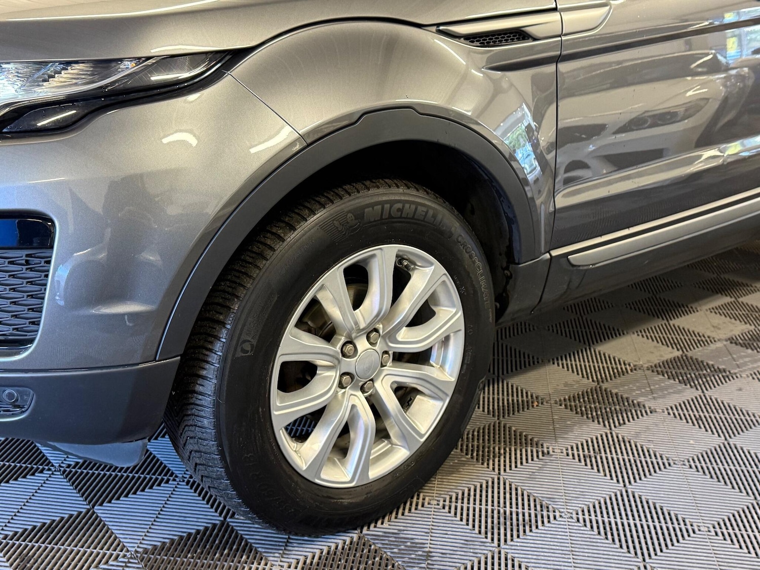 Used Land Rover Range Rover Evoque 2018 for sale - 76377500: Photo 19