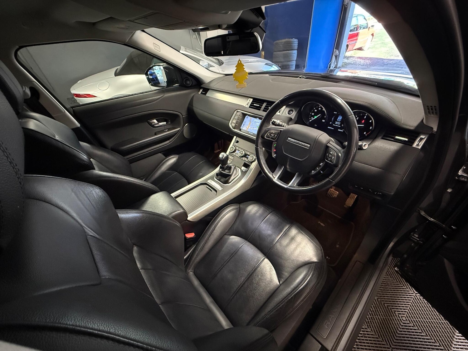 Used Land Rover Range Rover Evoque 2018 for sale - 76377500: Photo 4