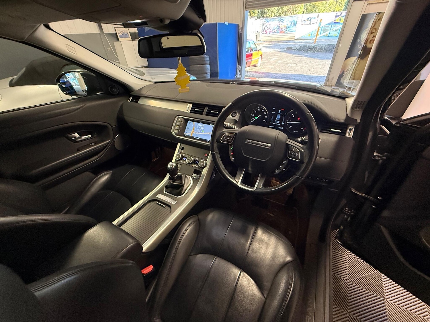 Used Land Rover Range Rover Evoque 2018 for sale - 76377500: Photo 5