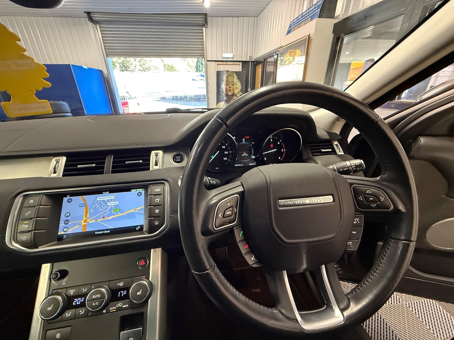 Used Land Rover Range Rover Evoque 2018 for sale - 76377500: Photo 9