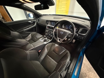 Used Volvo V60 2015 for sale - 75741195: Photo