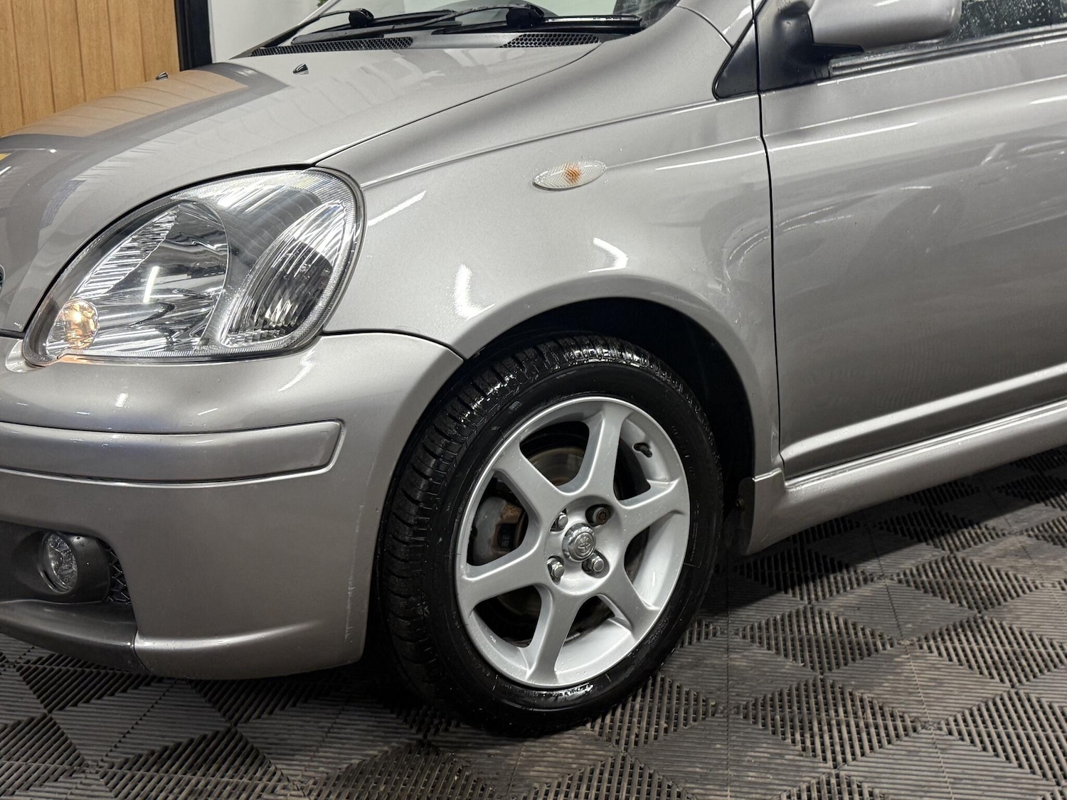 Used Toyota Yaris 2004 for sale - 77386222: Photo 22