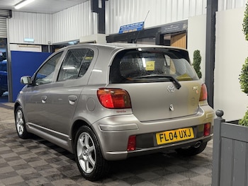 Used Toyota Yaris 2004 for sale - 77386222: Photo