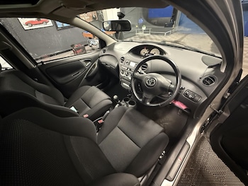 Used Toyota Yaris 2004 for sale - 77386222: Photo