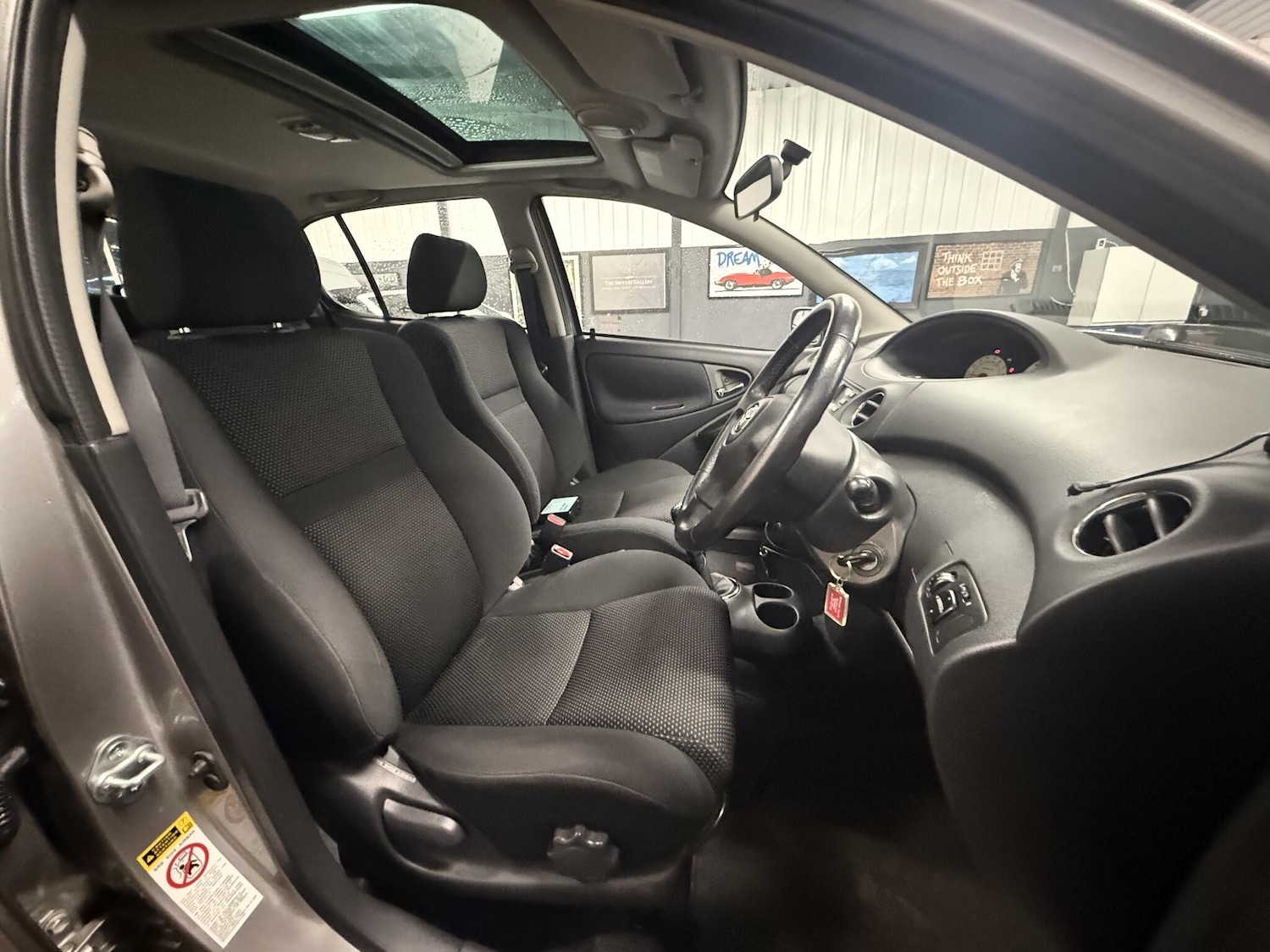 Used Toyota Yaris 2004 for sale - 77386222: Photo 6