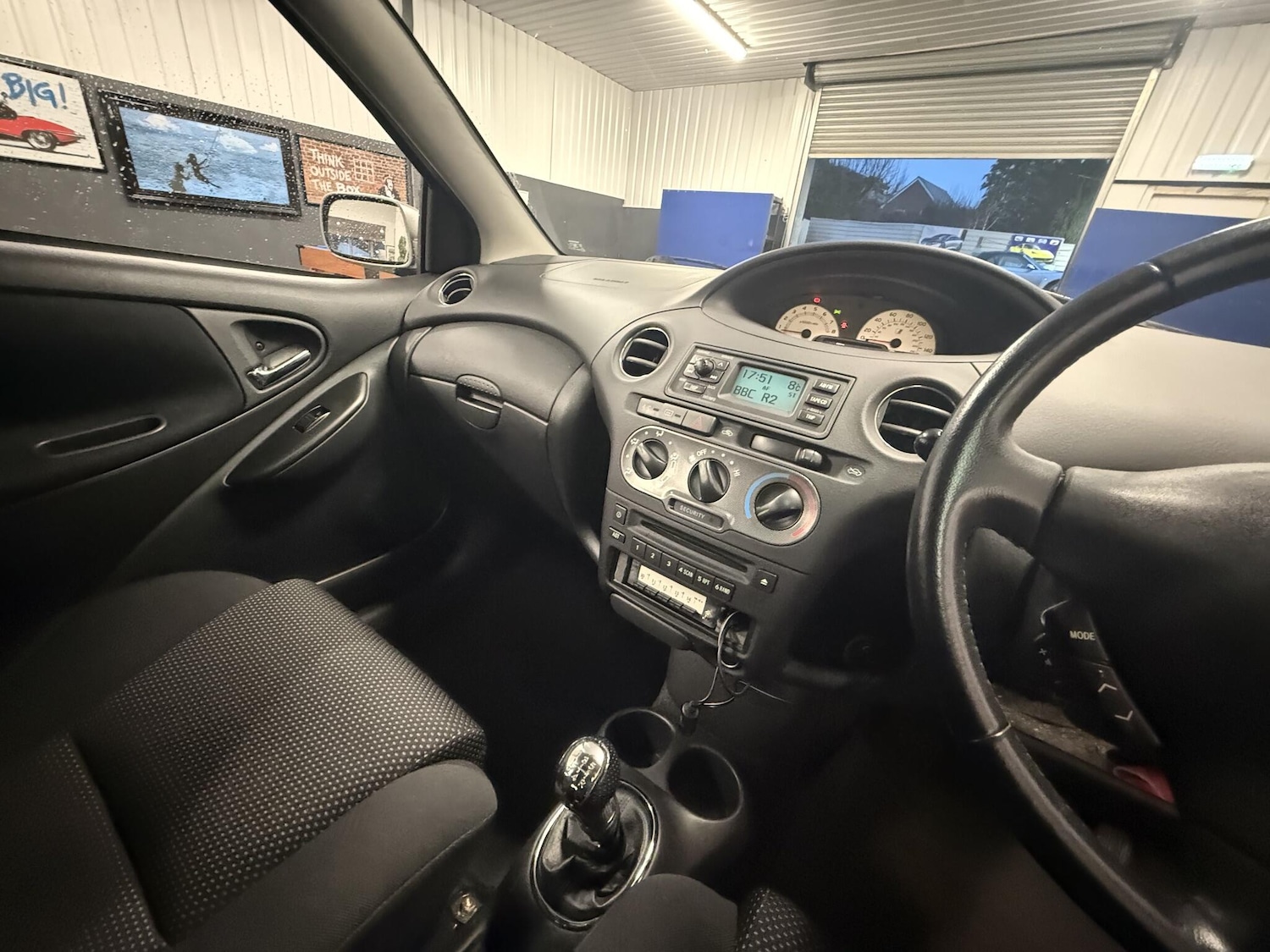 Used Toyota Yaris 2004 for sale - 77386222: Photo 8