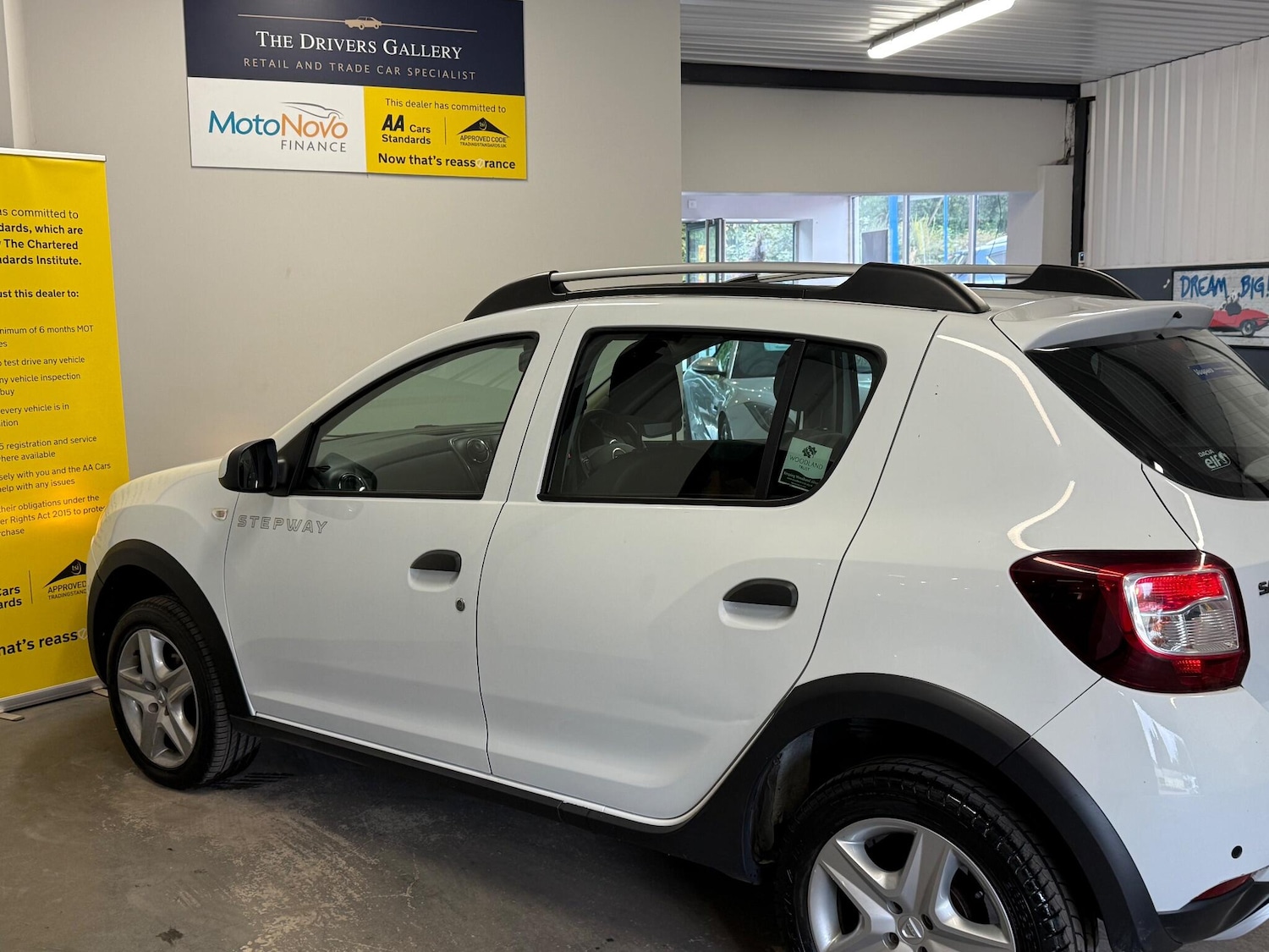 Used Dacia Sandero Stepway 2016 for sale - 75708394: Photo 16