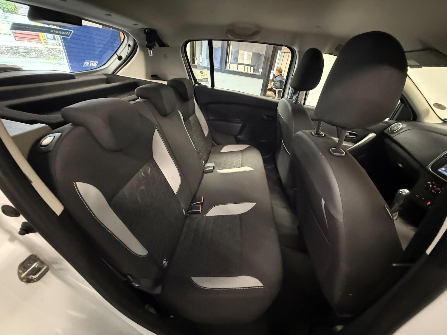 Used Dacia Sandero Stepway 2016 for sale - 75708394: Photo 9