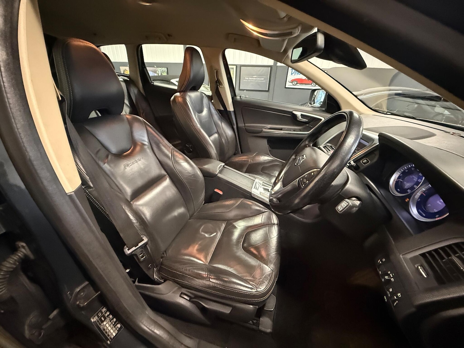 Used Volvo XC60 for sale - 77331158: Photo 8