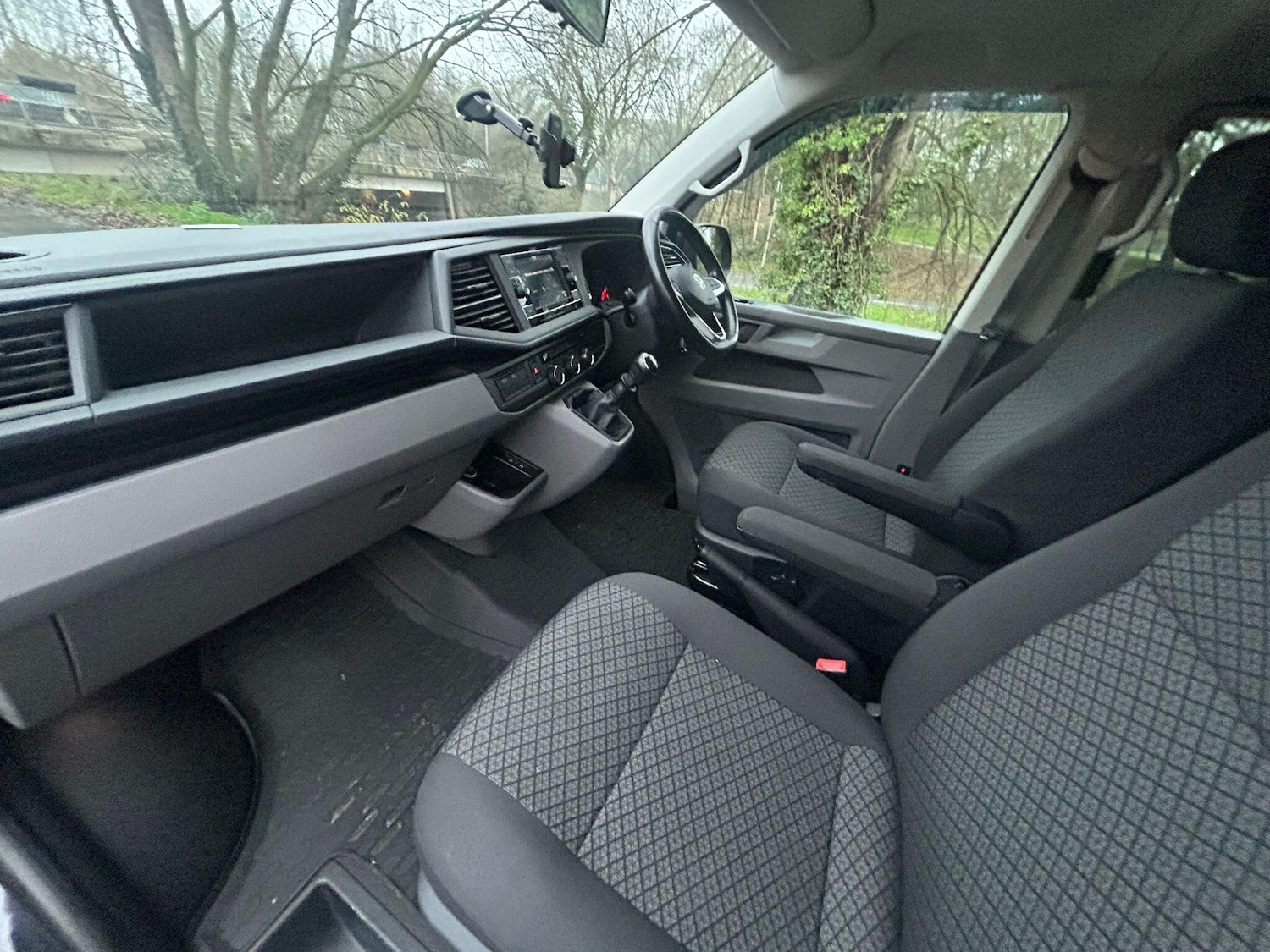 Used Volkswagen Transporter Shuttle for sale - 77229340: Photo 3