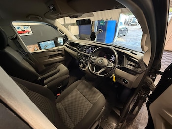 Used Volkswagen Transporter Shuttle 2020 for sale - 77229340: Photo