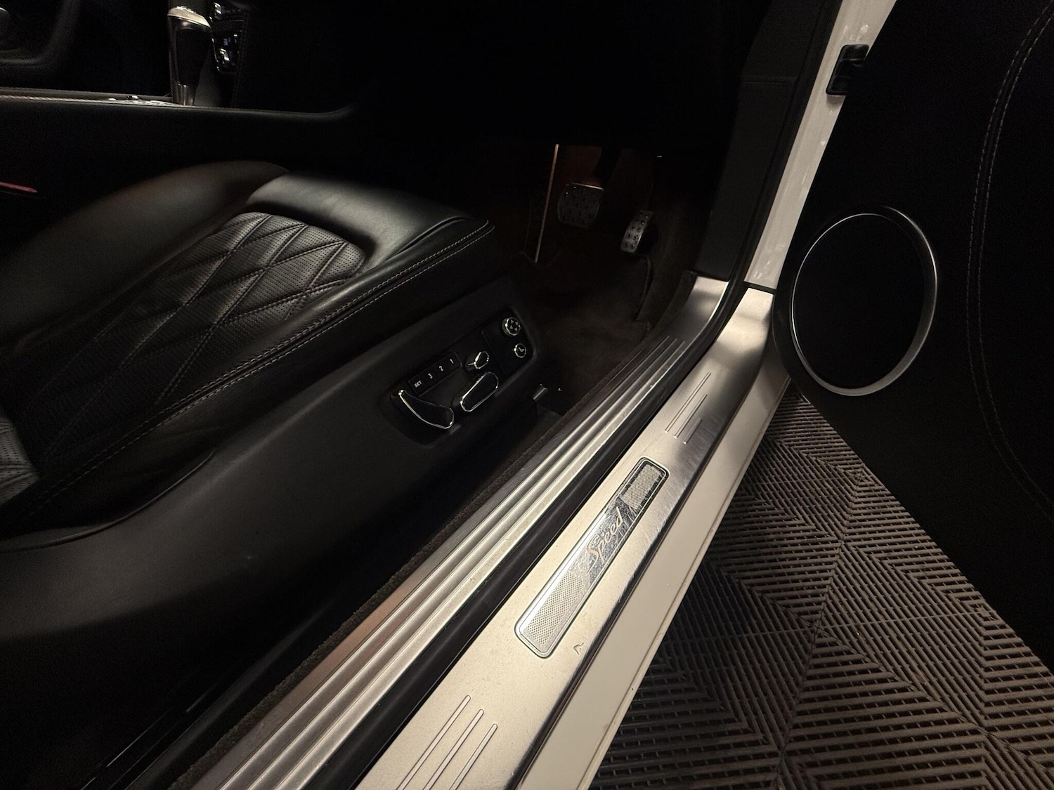 Used Bentley Continental 2013 for sale - 77386997: Photo 16