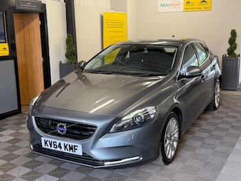 Used Volvo V40 2014 for sale - 78019956: Photo