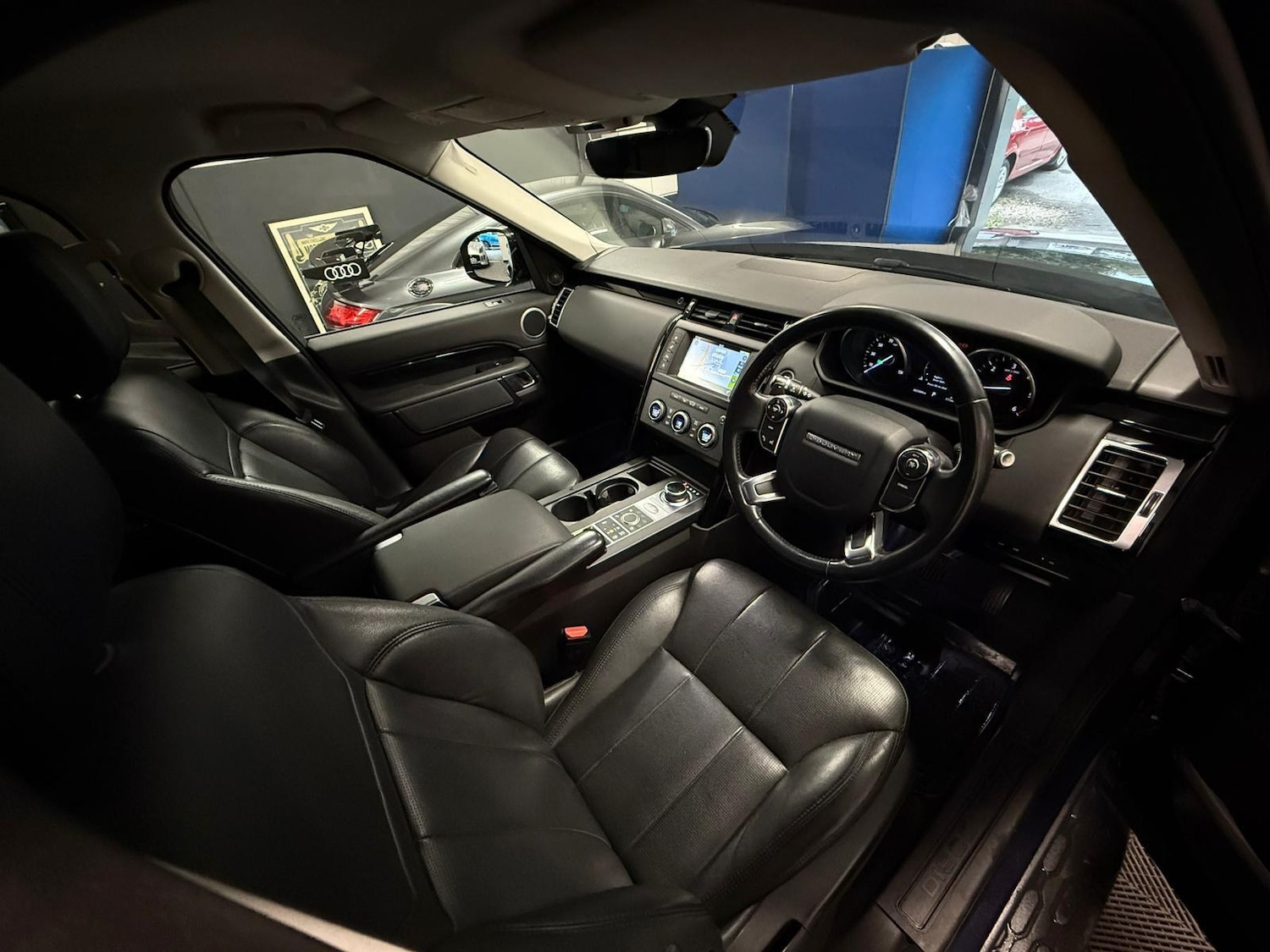 Used Land Rover Discovery 2017 for sale - 77091521: Photo 10