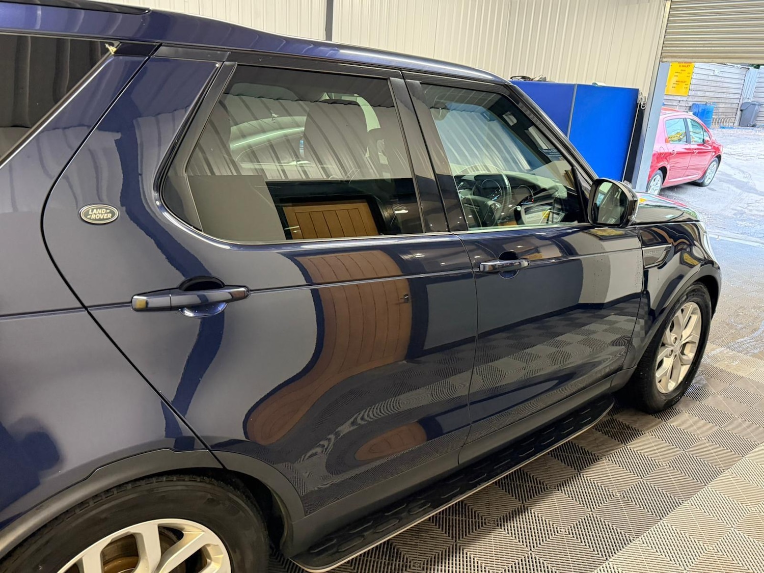 Used Land Rover Discovery 2017 for sale - 77091521: Photo 18