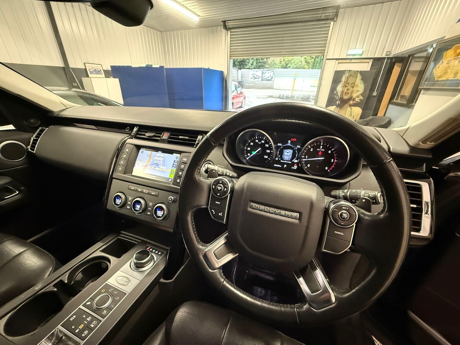 Used Land Rover Discovery 2017 for sale - 77091521: Photo 22