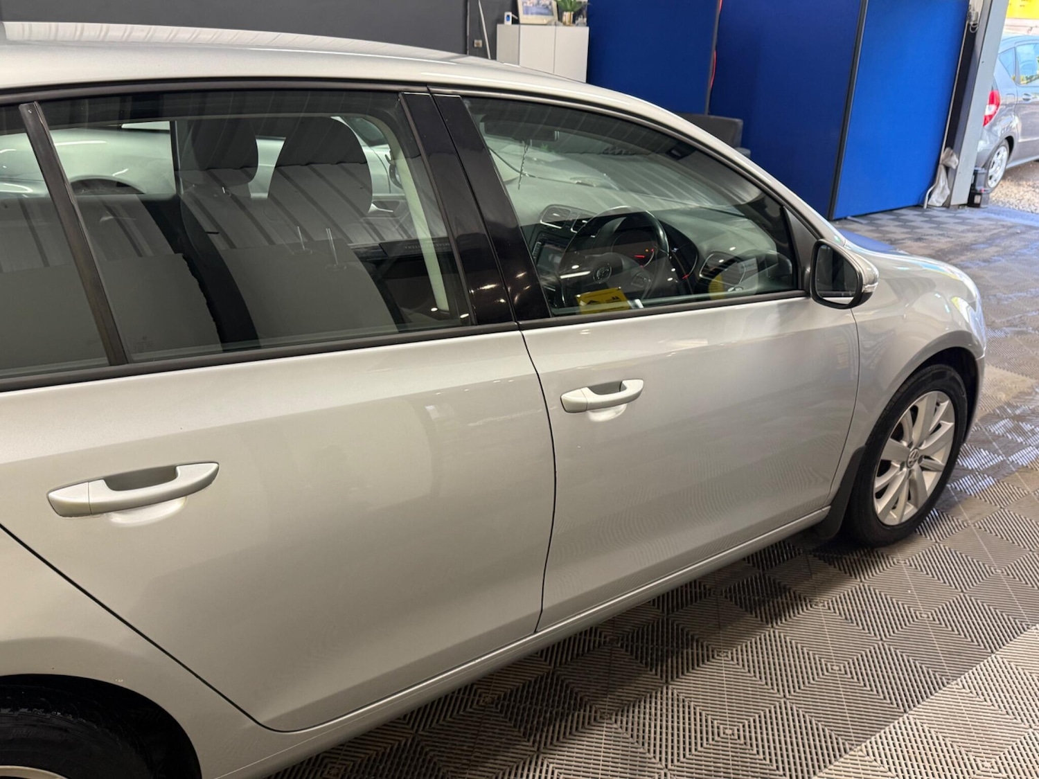 Used Volkswagen Golf 2011 for sale - 76855943: Photo 13