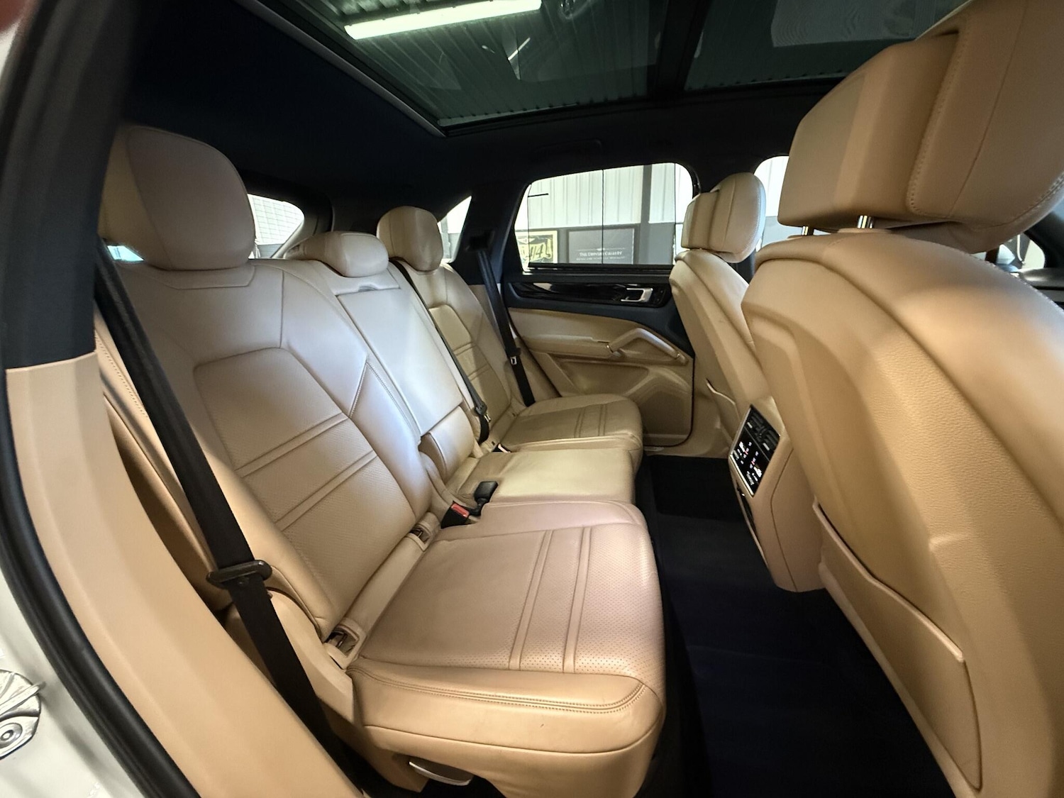 Used Porsche Cayenne 2018 for sale - 77175281: Photo 12