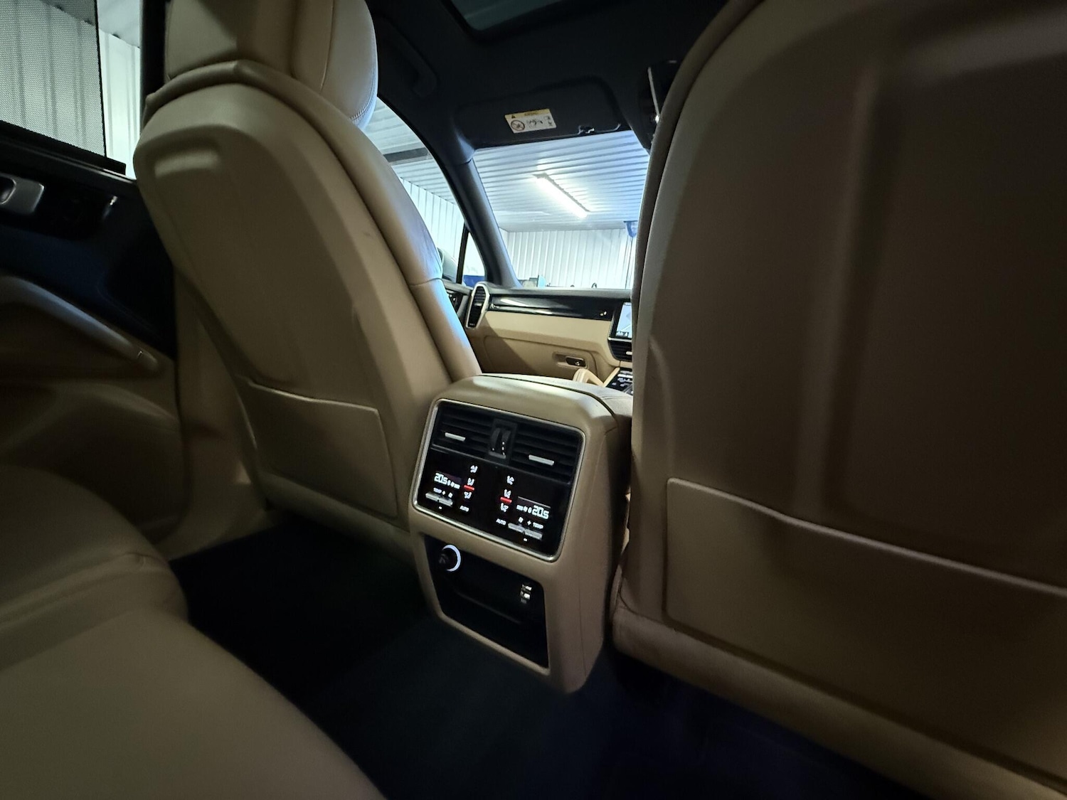 Used Porsche Cayenne 2018 for sale - 77175281: Photo 14