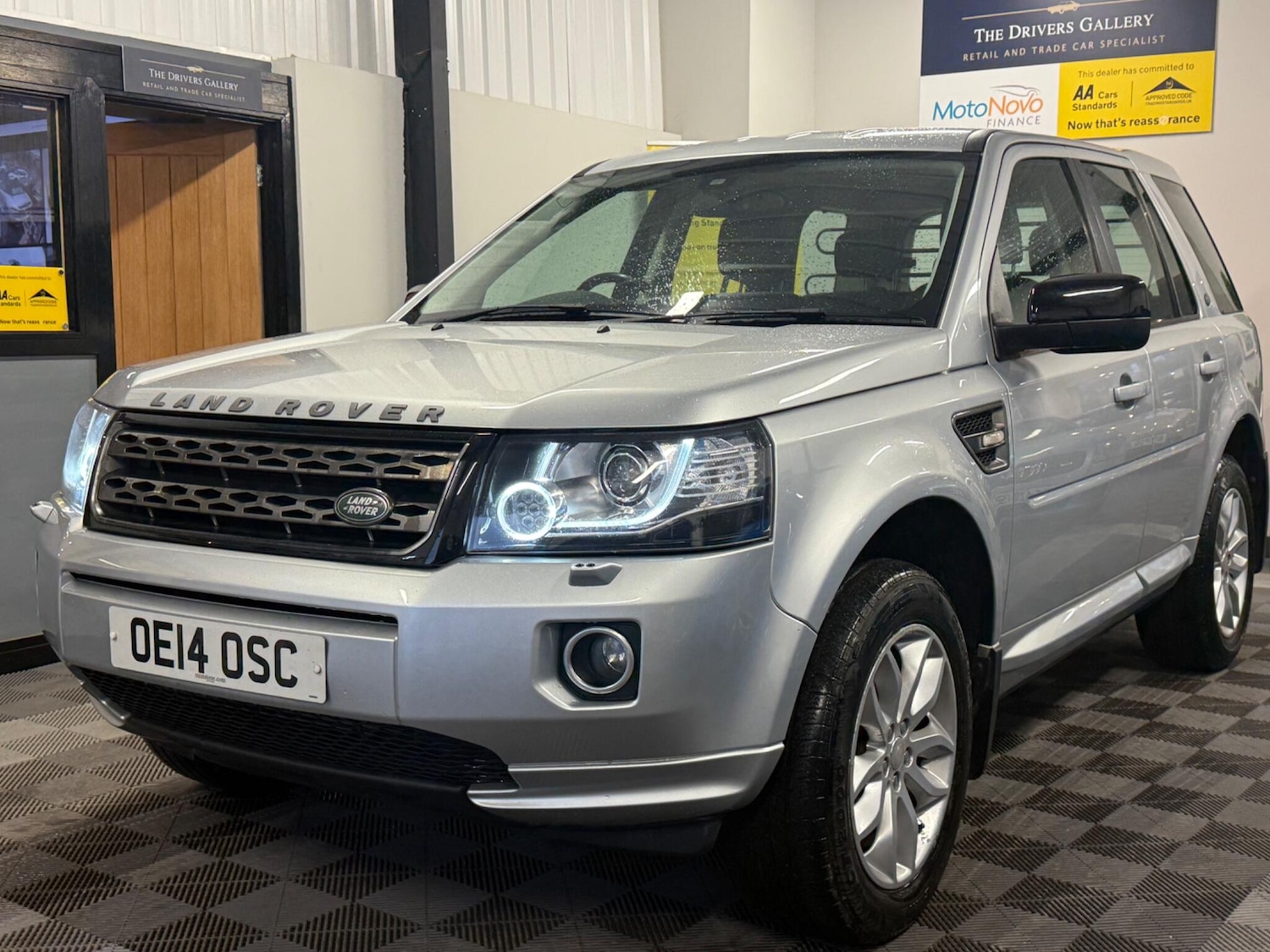Used Land Rover Freelander 2014 for sale - 77455237: Photo 4