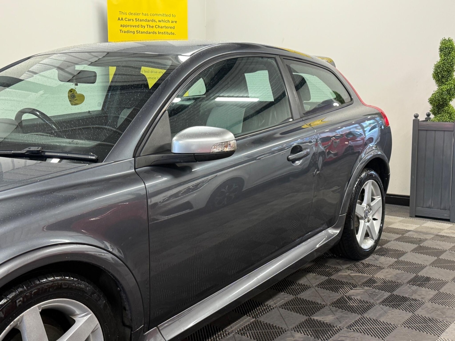 Used Volvo C30 2009 for sale - 77467895: Photo 10