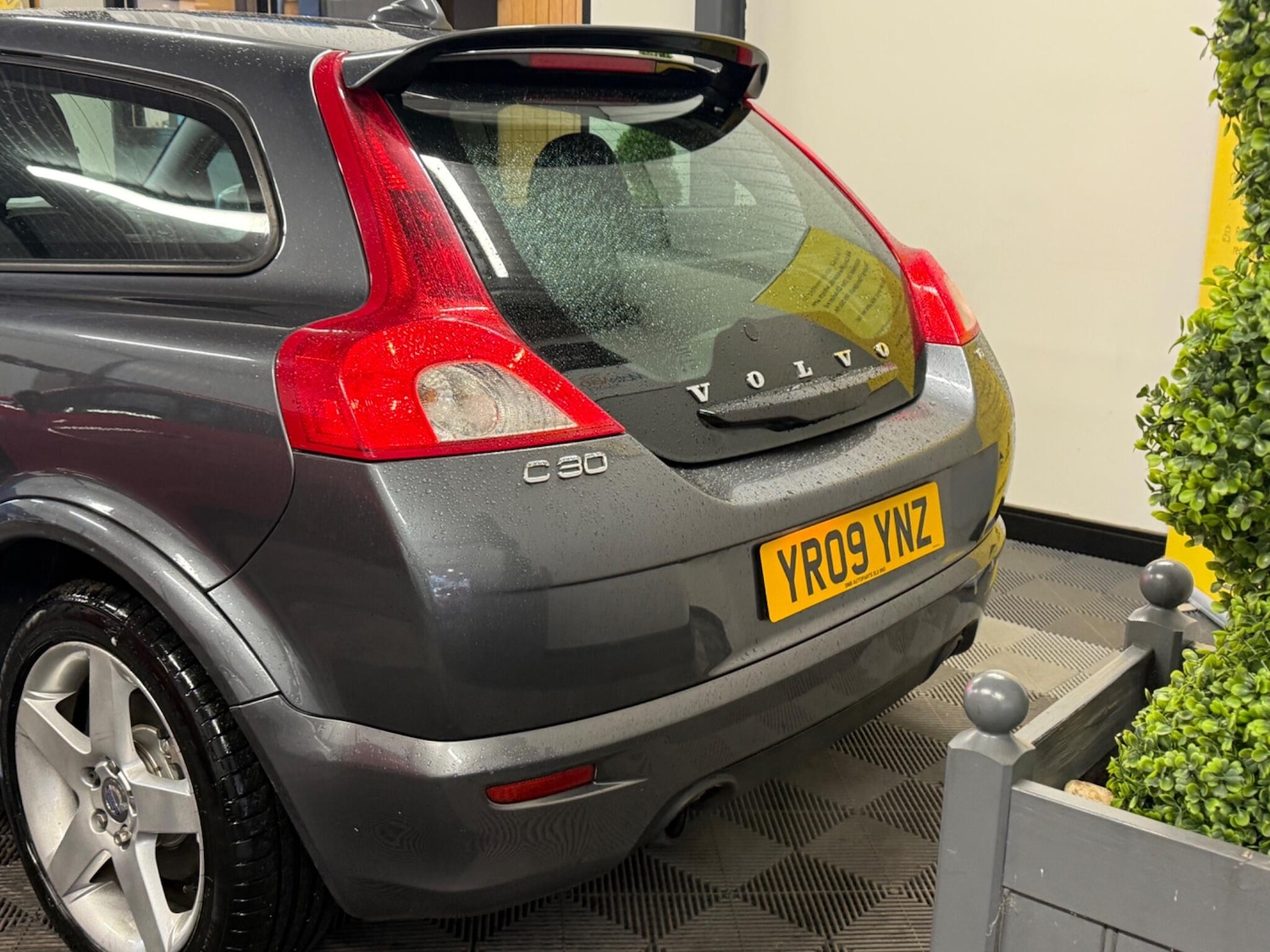 Used Volvo C30 2009 for sale - 77467895: Photo 12