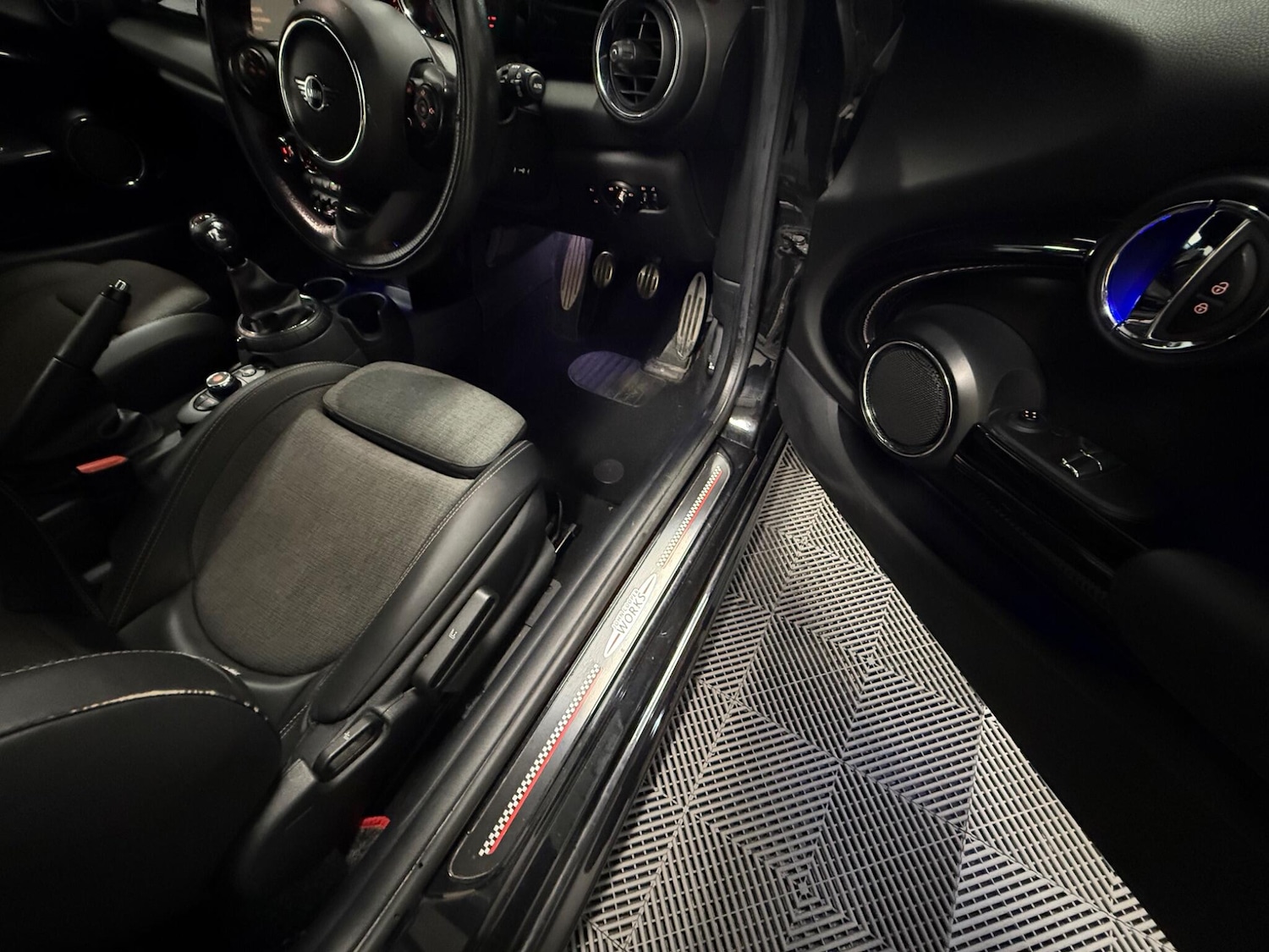 Used MINI Hatch 2015 for sale - 77238373: Photo 22