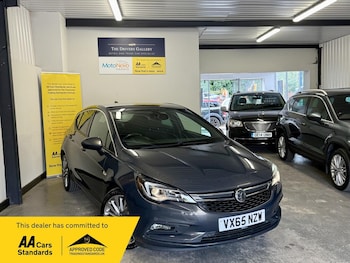 2015 (65) - 1.6 CDTi 16V 136 SRi Nav 5dr
