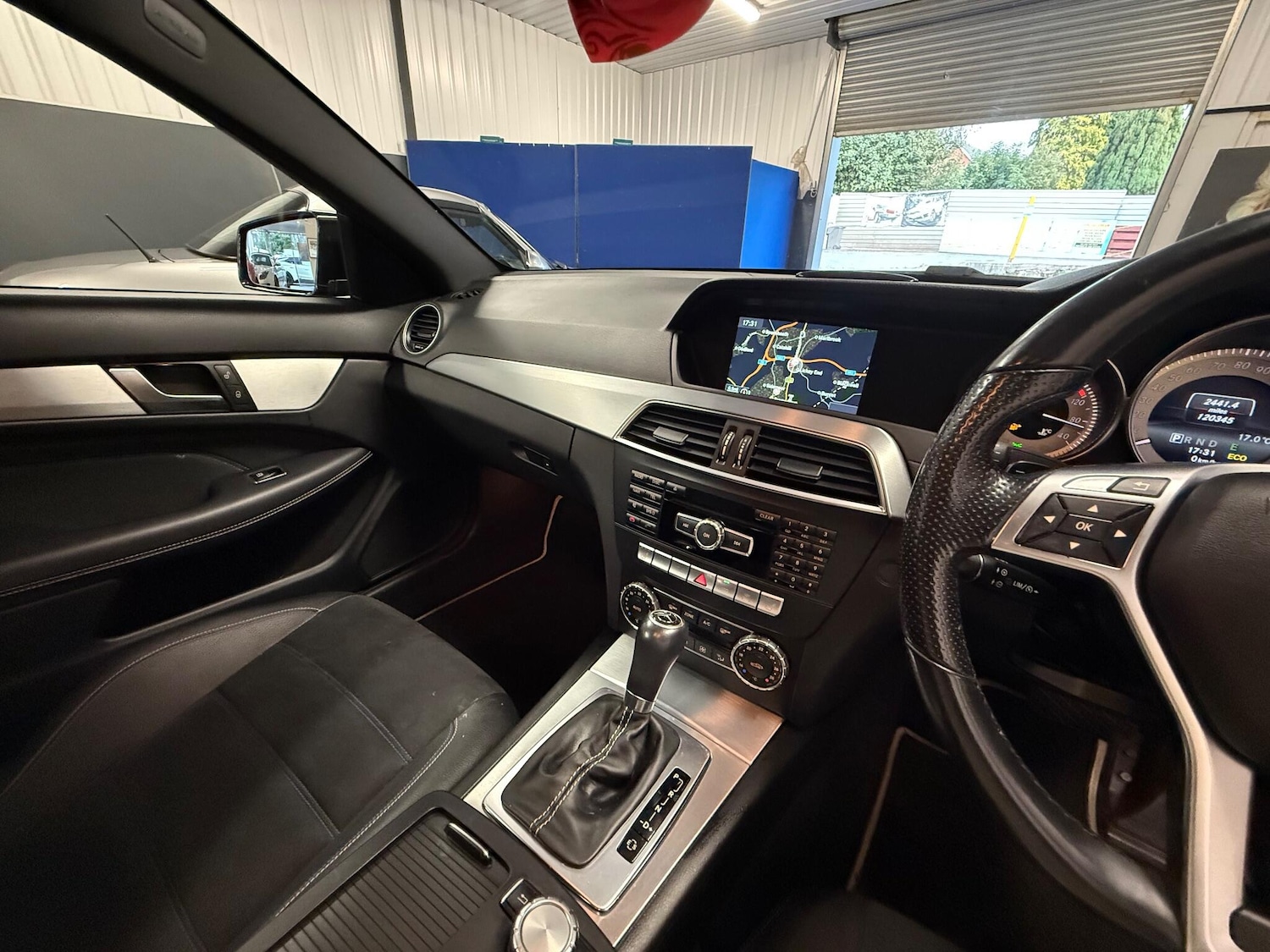 Used Mercedes-Benz C-Class 2015 for sale - 76121971: Photo 12