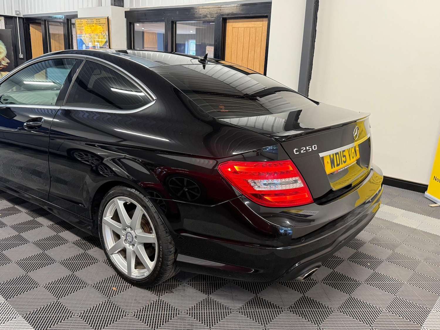 Used Mercedes-Benz C-Class 2015 for sale - 76121971: Photo 19