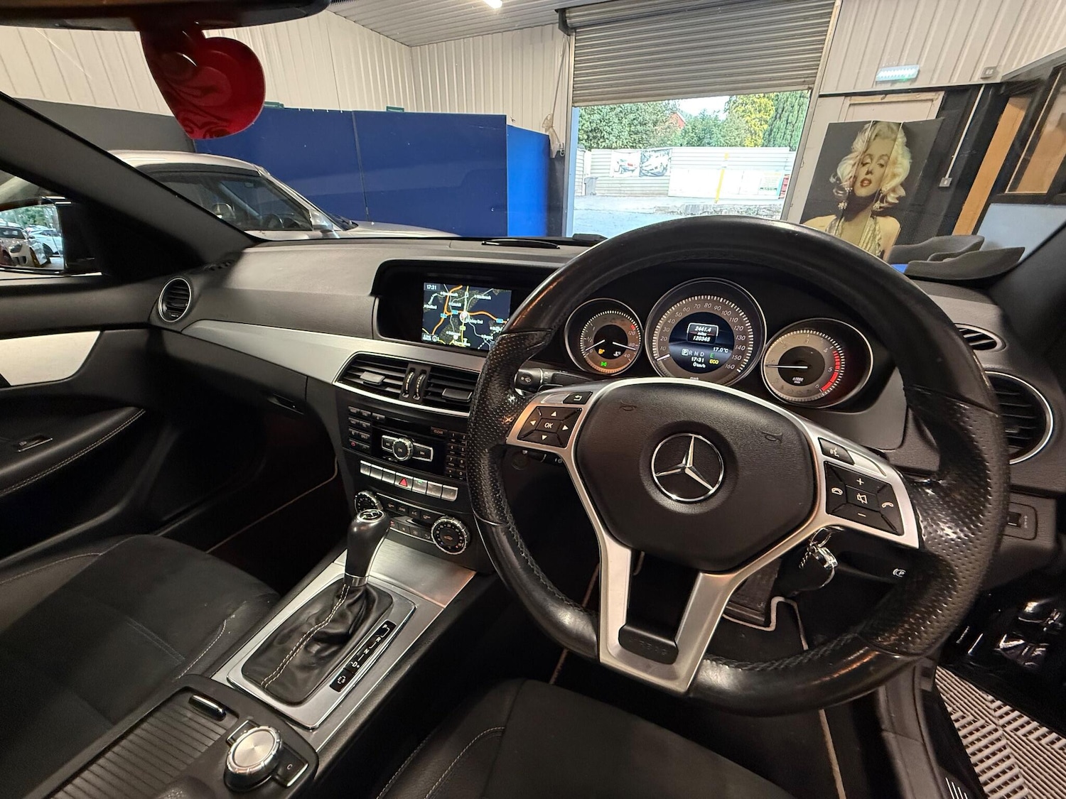 Used Mercedes-Benz C-Class 2015 for sale - 76121971: Photo 6