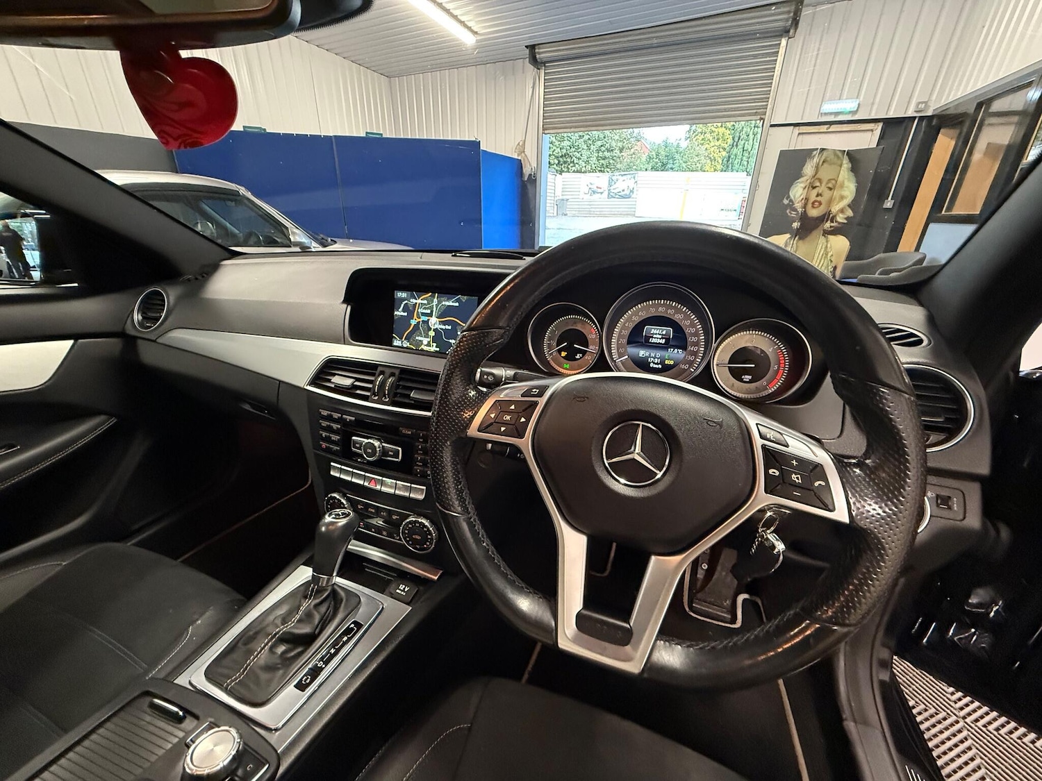 Used Mercedes-Benz C-Class 2015 for sale - 76121971: Photo 7