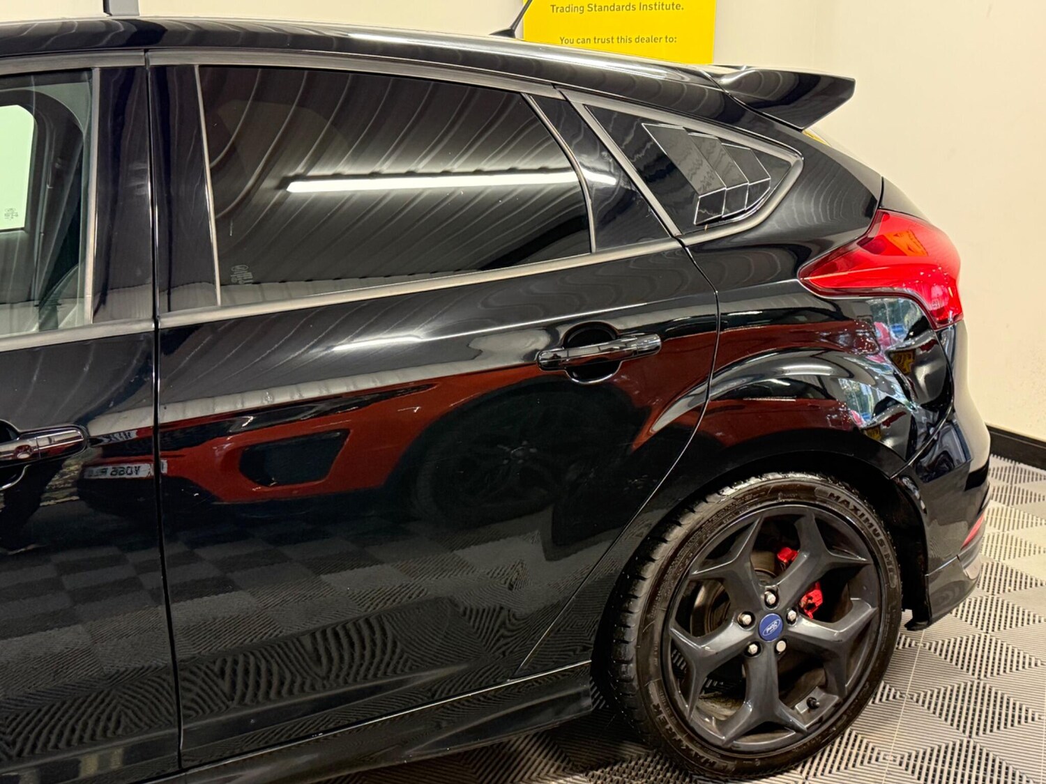 Used Ford Focus 2016 for sale - 77351613: Photo 9