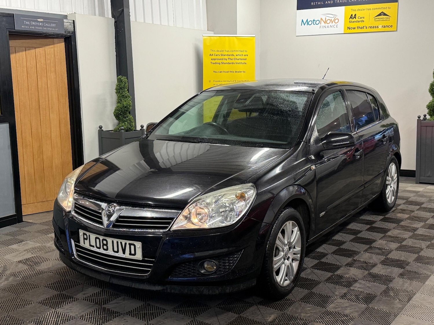 Used Vauxhall Astra 2008 for sale - 77479058: Photo 2