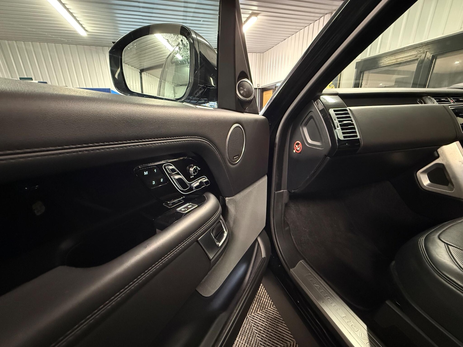 Used Land Rover Range Rover 2018 for sale - 76561919: Photo 29