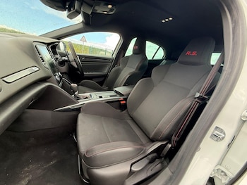Used Renault Megane 2019 for sale - 78586207: Photo