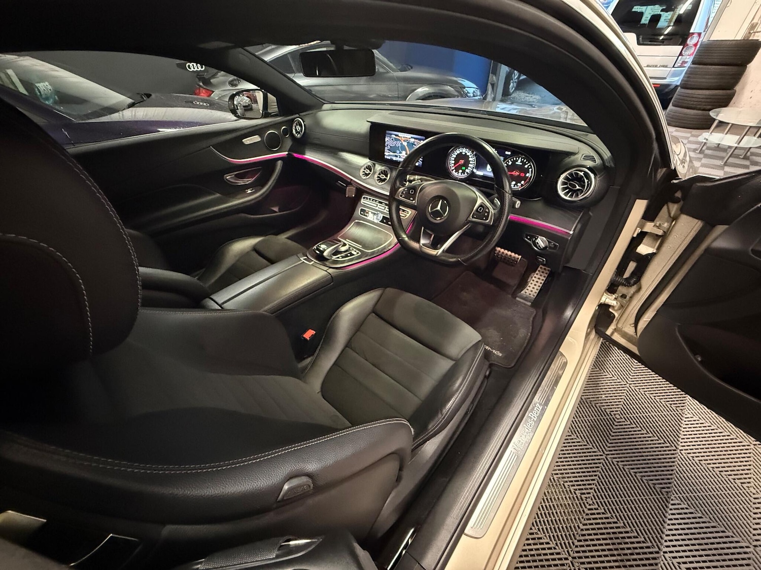 Used Mercedes-Benz E Class 2018 for sale - 76592809: Photo 4