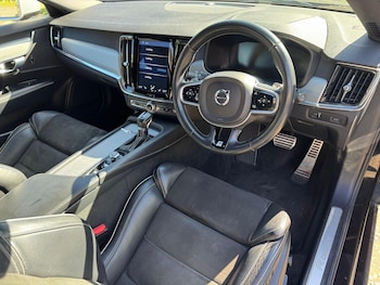 Used Volvo V90 2018 for sale - 78796746: Photo