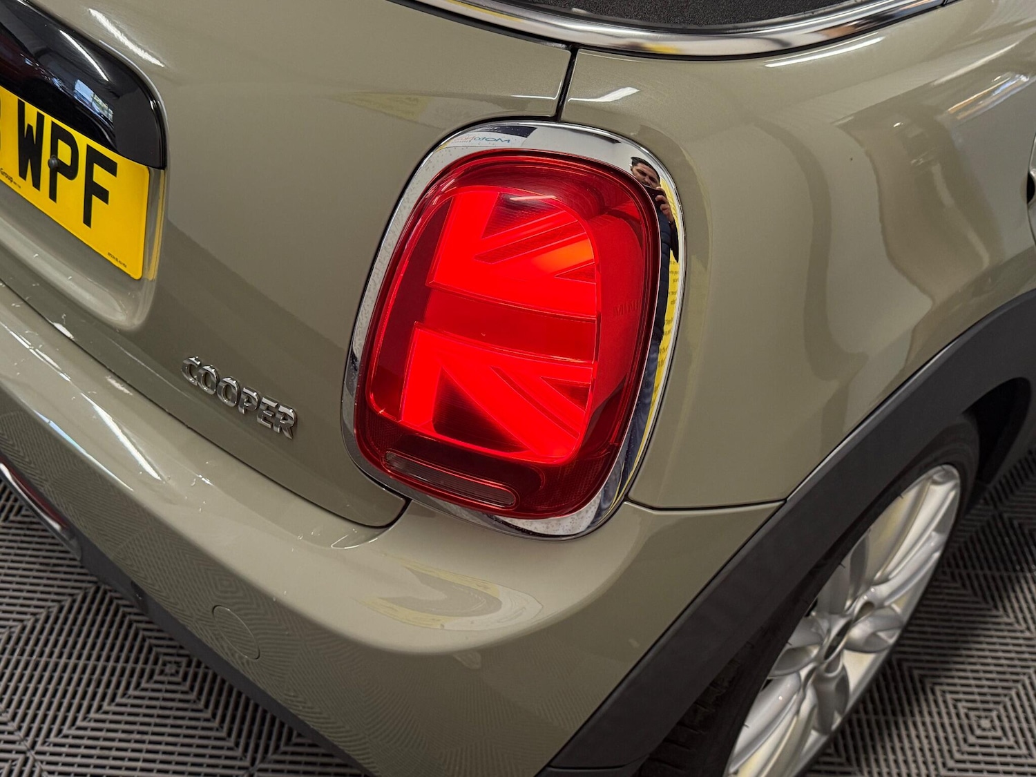 Used MINI Convertible 2018 for sale - 76992477: Photo 23